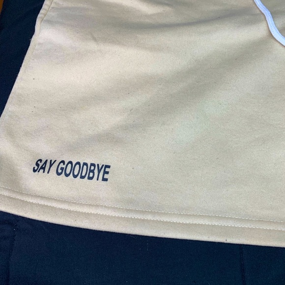 SHEIN “ GoodBye “ Long Sleeve & Shorts Set - Picture 5 of 5